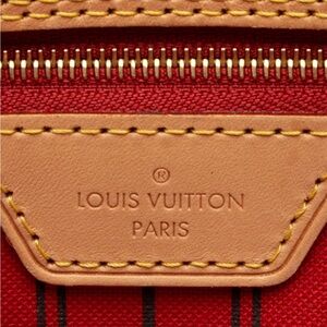 Louis Vuitton Monogram Canvas Neverfull MM Tote (SHF-vdo9Gw)